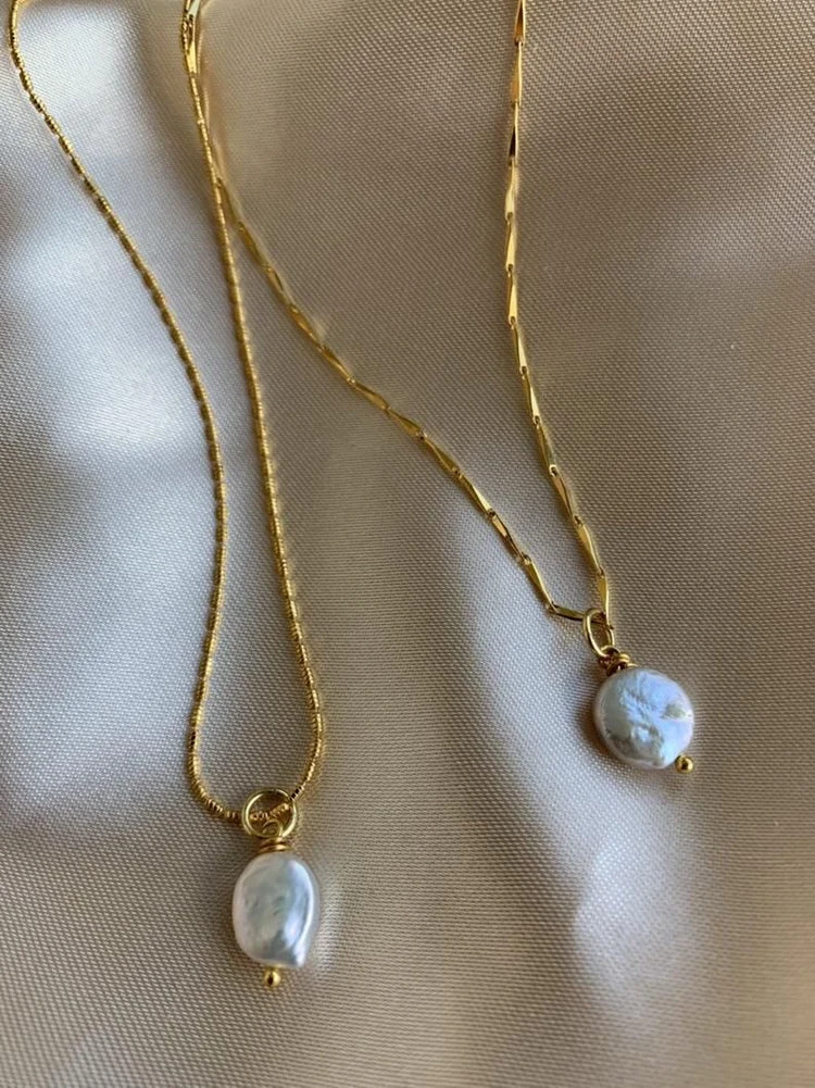 Jewellery photo for demonstration review